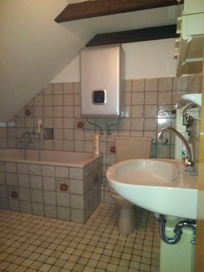 Gemuetliche Wohnung Naehe Centro Оберхаузен Экстерьер фото